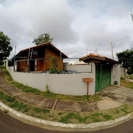 Casa Em Brotas Com Piscina E Churrasqueira Exterior foto