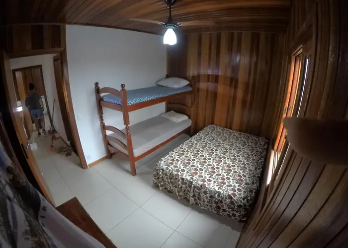 Casa Em Brotas Com Piscina E Churrasqueira