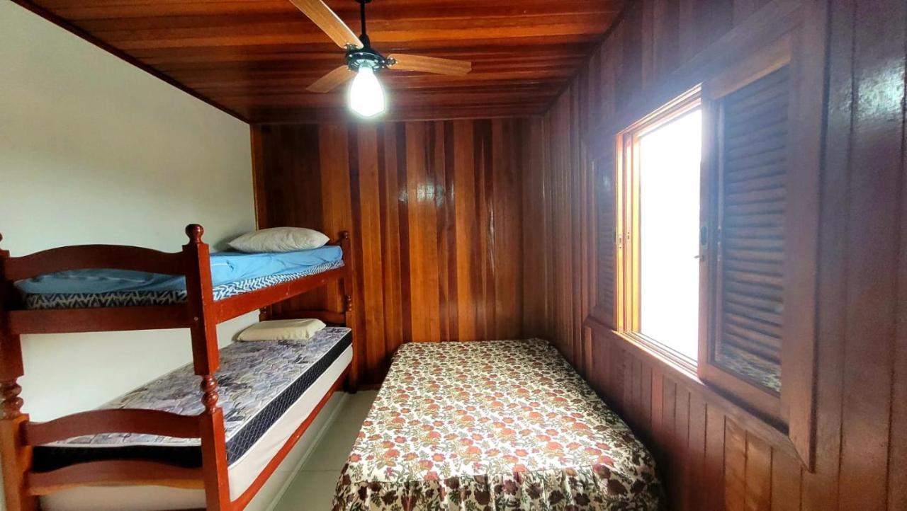 Casa Em Com Piscina E Churrasqueira Holiday home *